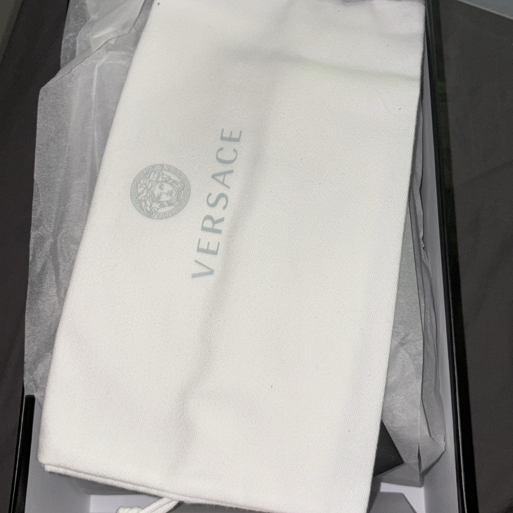 Versace Pool Slides - Picture 3 of 6